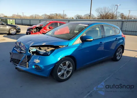 2014 Ford Focus Se z USA, uszkodzony, nr VIN 1FADP3K25EL439896
